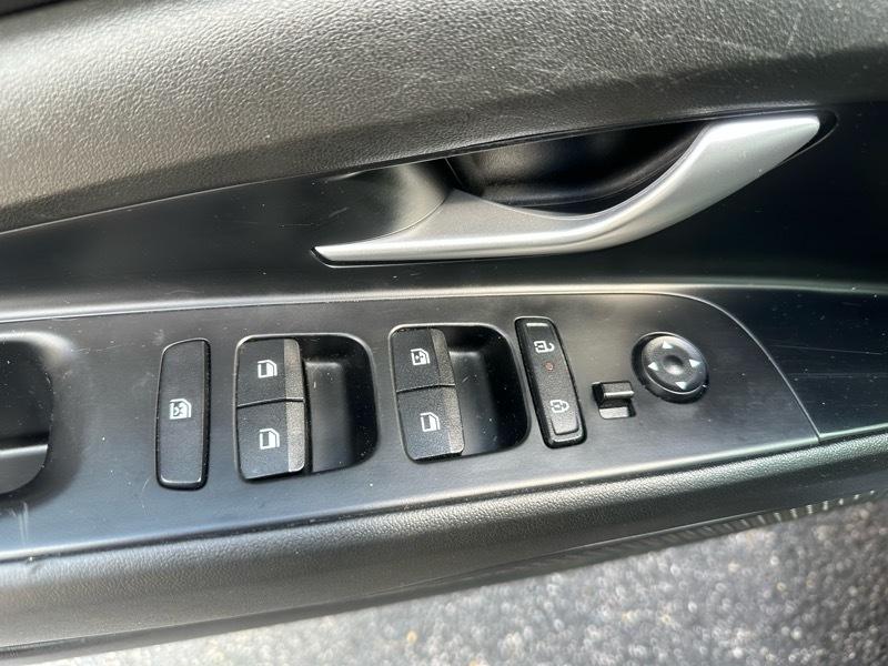 Hyundai Elantra SEL 2024