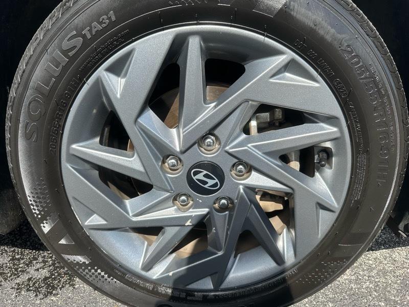 Hyundai Elantra SEL 2024
