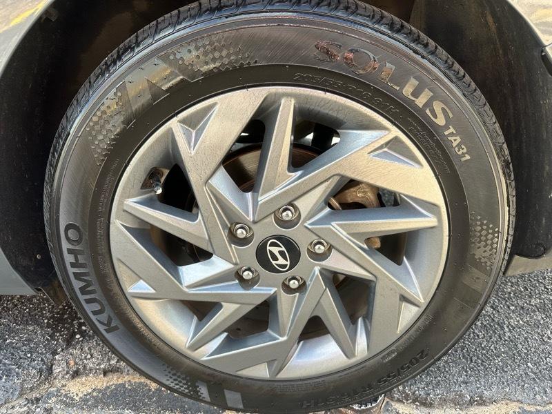 Hyundai Elantra SEL 2024