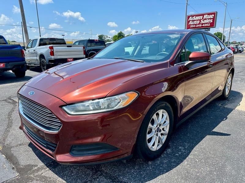 Ford Fusion S 2016