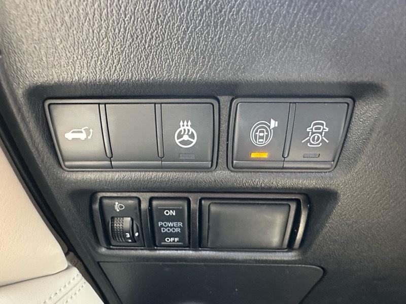 Nissan Armada Platinum 2WD 2019
