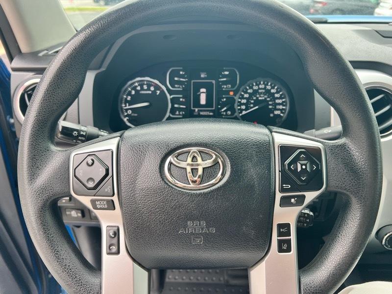 Toyota Tundra SR5 5.7L V8 FFV CrewMax 4WD 2018
