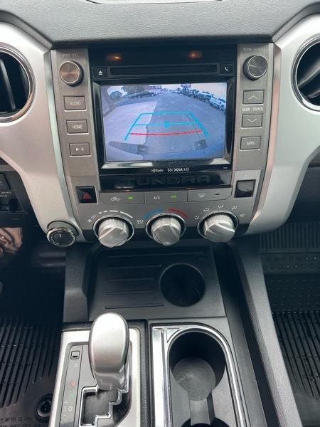 Toyota Tundra SR5 5.7L V8 FFV CrewMax 4WD 2018