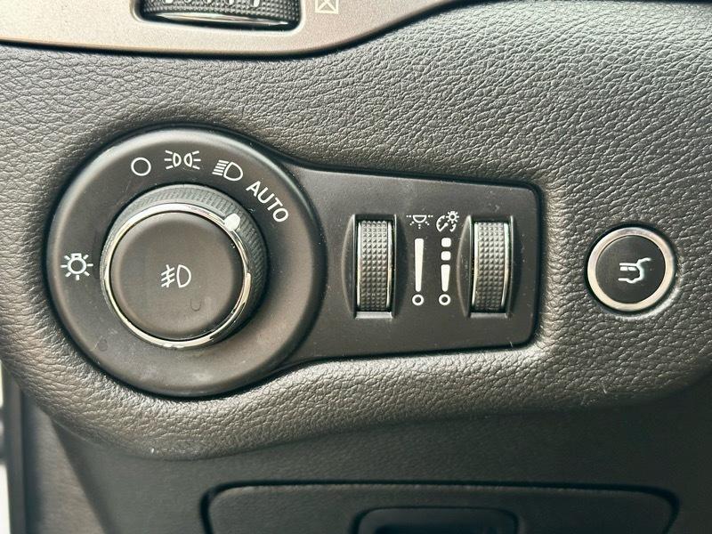 Jeep Cherokee Limited 4WD 2021