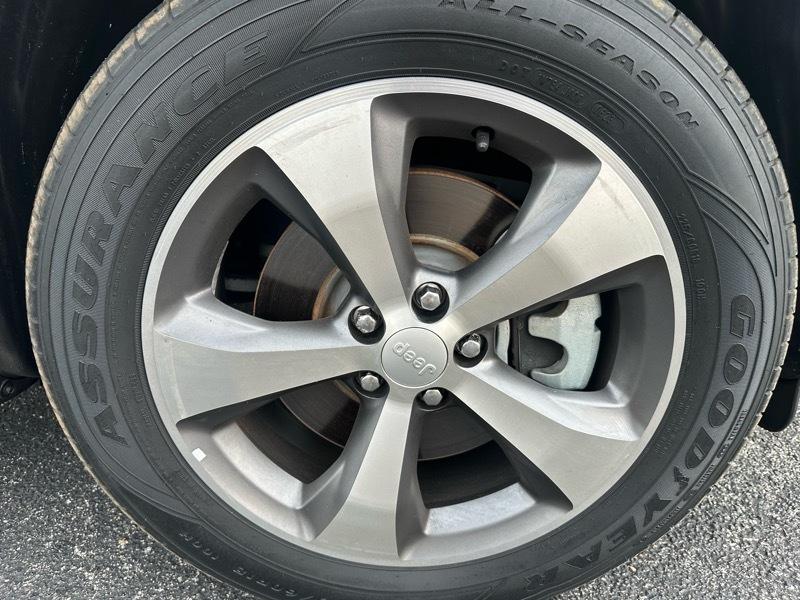 Jeep Cherokee Limited 4WD 2021