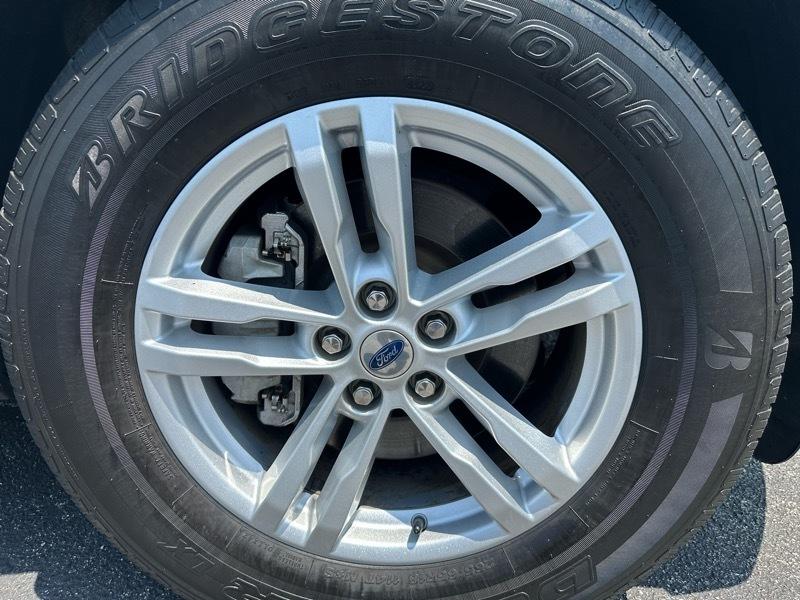Ford Explorer XLT 4WD 2020