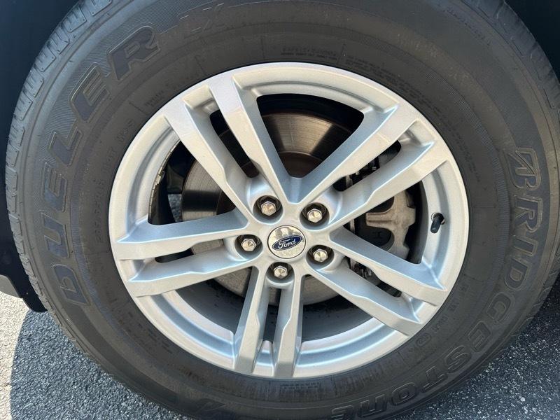 Ford Explorer XLT 4WD 2020