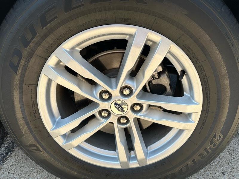 Ford Explorer XLT 4WD 2020