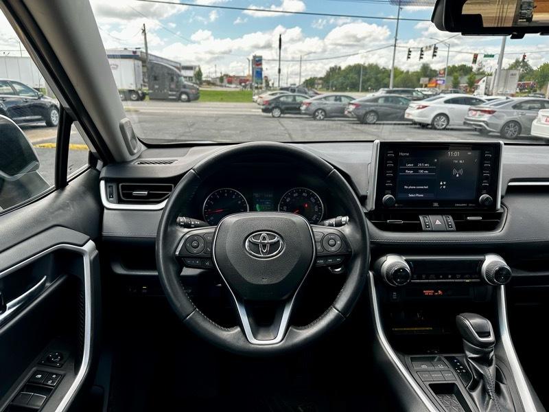2019 Toyota RAV4 XLE Premium - Photo 14