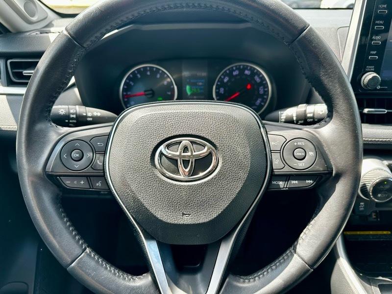 2019 Toyota RAV4 XLE Premium - Photo 15