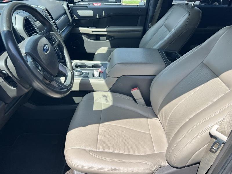 Ford Expedition XLT 2021