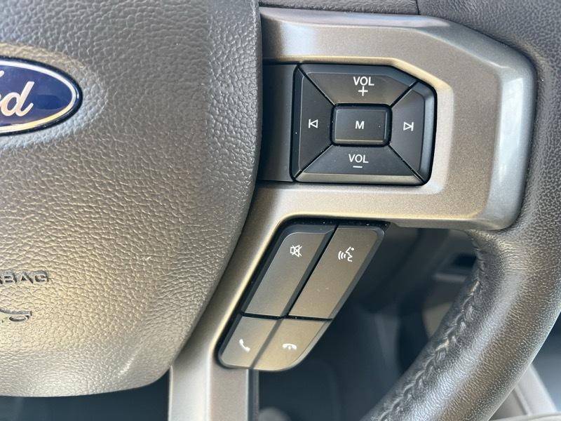 Ford Expedition XLT 2021