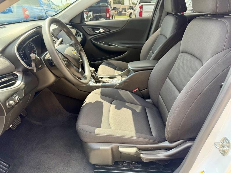 Chevrolet Malibu LS 2023