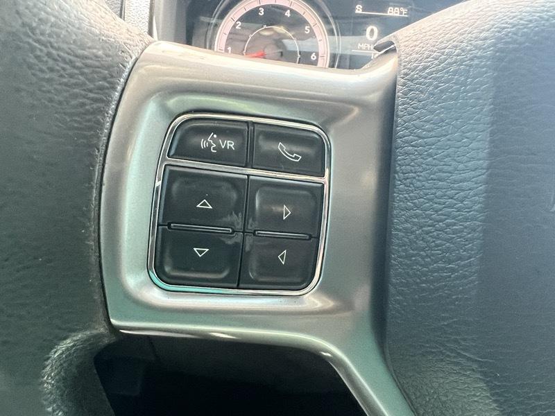 RAM 1500 Classic Warlock 4x4 Crew Cab 5'7" Box 2021