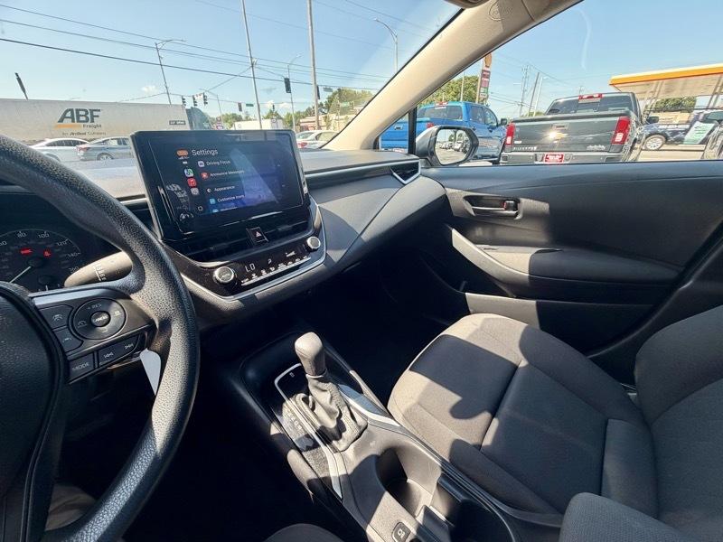 Toyota Corolla LE 2023