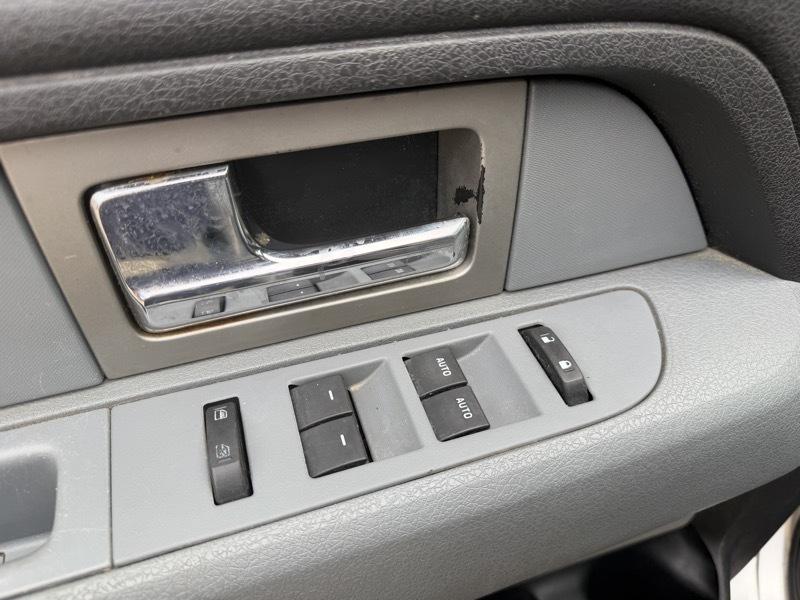 Ford F-150 XL SuperCrew 6.5-ft. Bed 4WD 2011