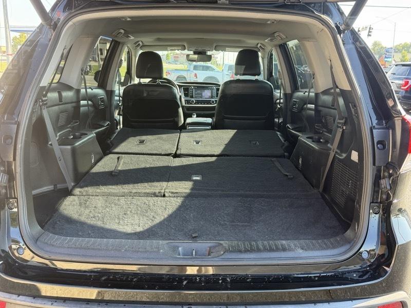 Toyota Highlander SE FWD V6 2019