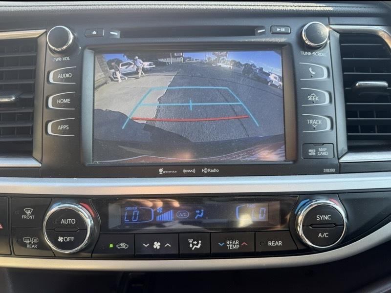 Toyota Highlander SE FWD V6 2019