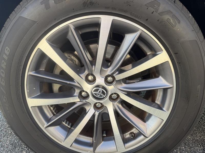 Toyota Highlander SE FWD V6 2019