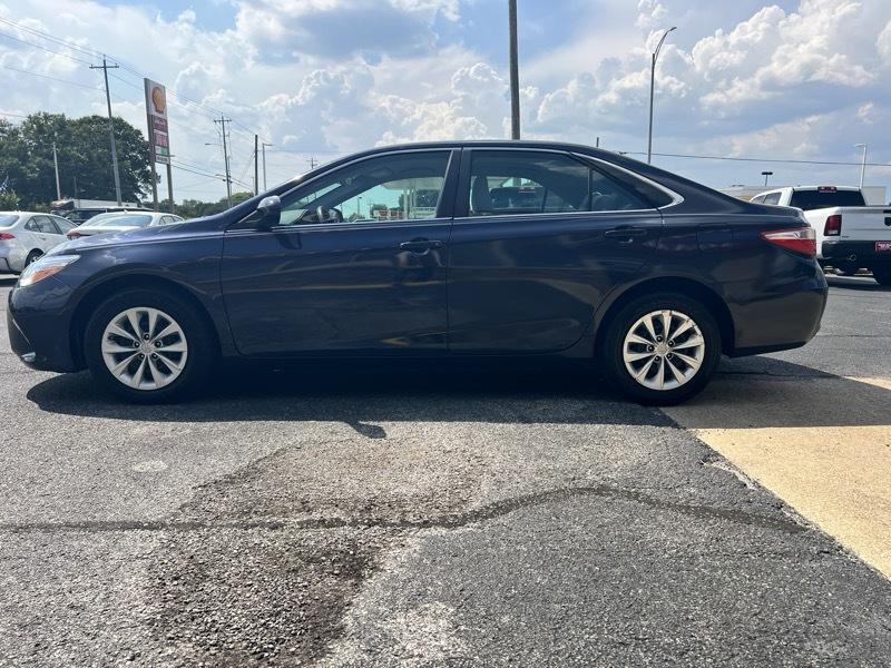 Toyota Camry LE 2017