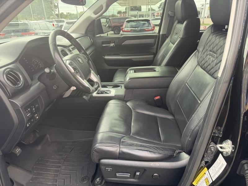 Toyota Tundra Platinum CrewMax 5.7L 4WD 2019