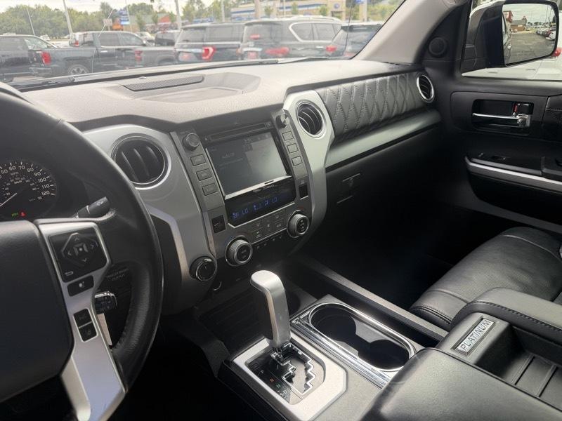 Toyota Tundra Platinum CrewMax 5.7L 4WD 2019