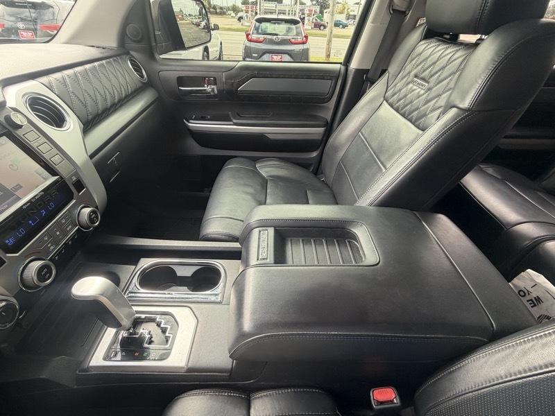 Toyota Tundra Platinum CrewMax 5.7L 4WD 2019