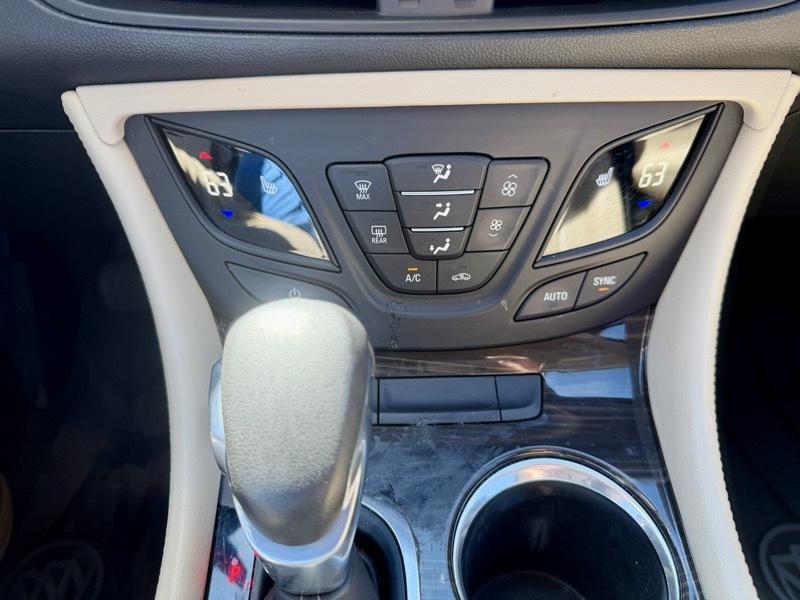 Buick Envision Essense AWD 2019