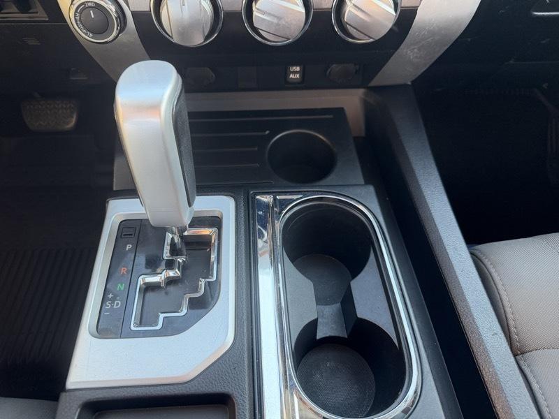 Toyota Tundra SR5 5.7L V8 FFV CrewMax 4WD 2019