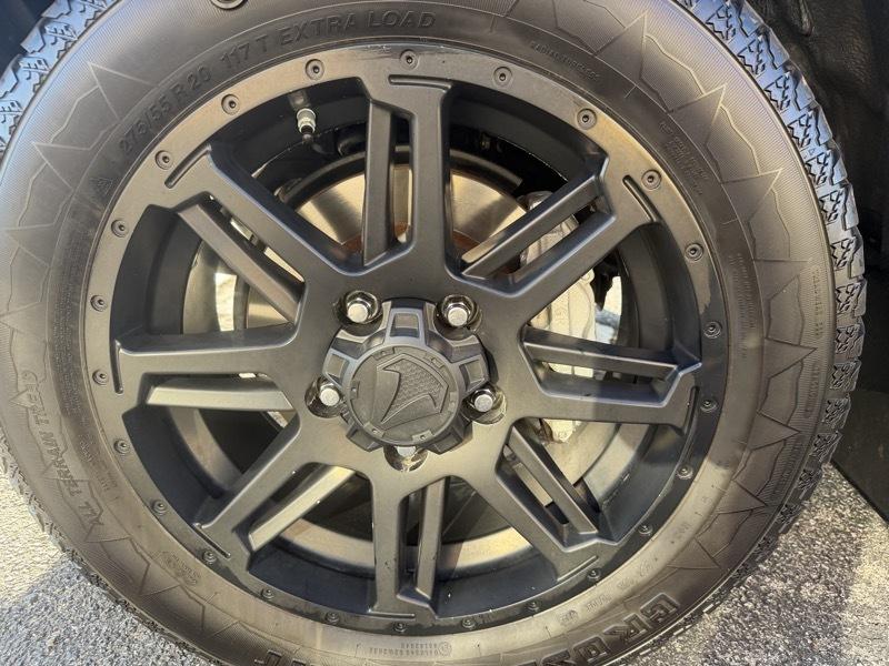 Toyota Tundra SR5 5.7L V8 FFV CrewMax 4WD 2019