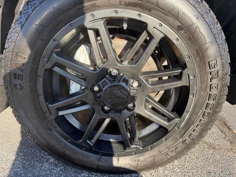 Toyota Tundra SR5 5.7L V8 FFV CrewMax 4WD 2019