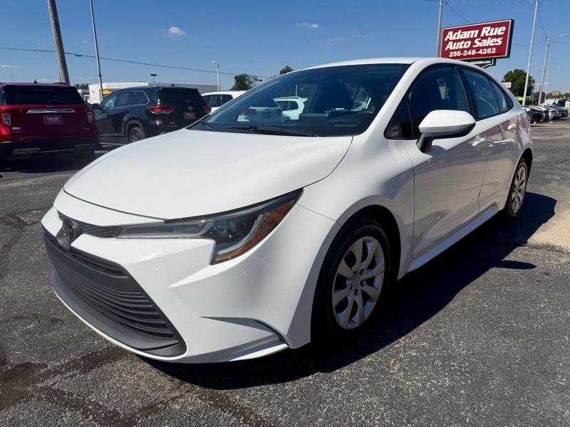 Toyota Corolla LE 2024