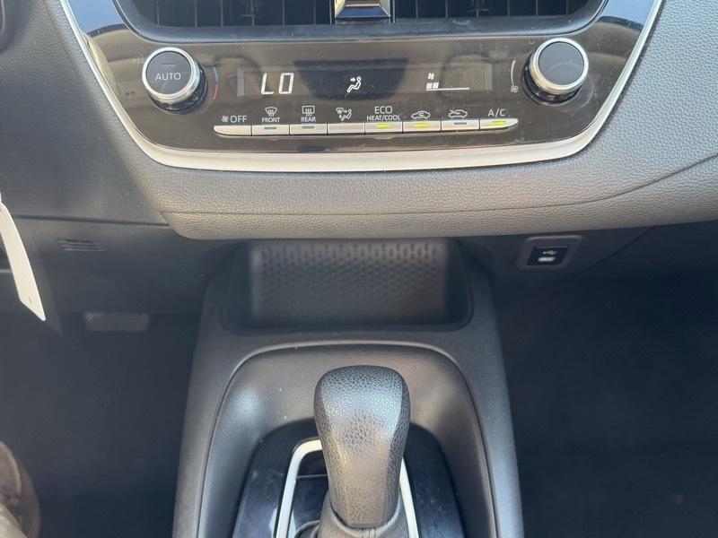 Toyota Corolla LE 2024