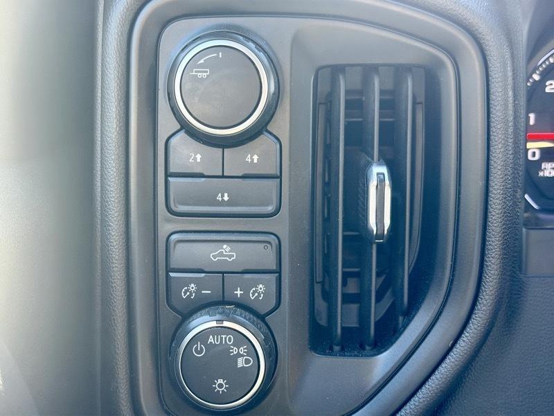 Chevrolet Silverado 2500HD Work Truck Crew Cab Short Box 4WD 2023