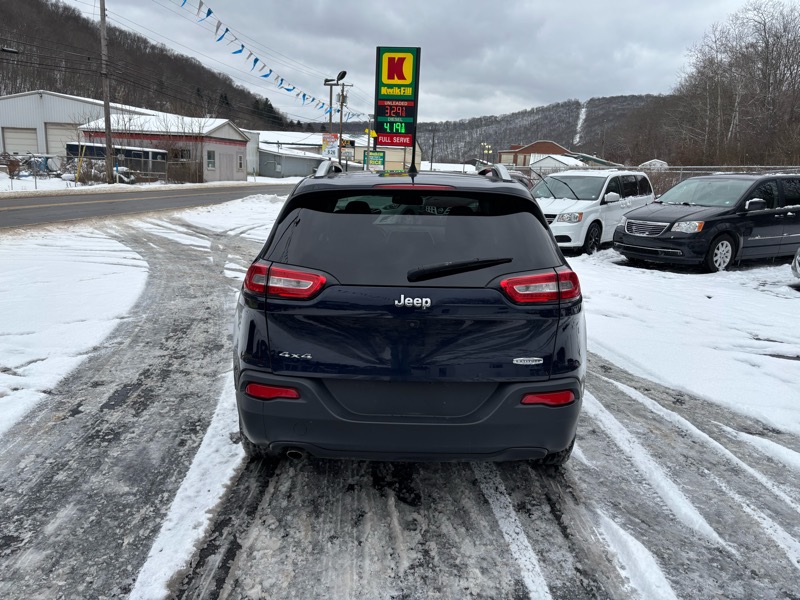 Jeep Cherokee Latitude 4WD 2016
