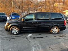 2014 Chrysler Town & Country 