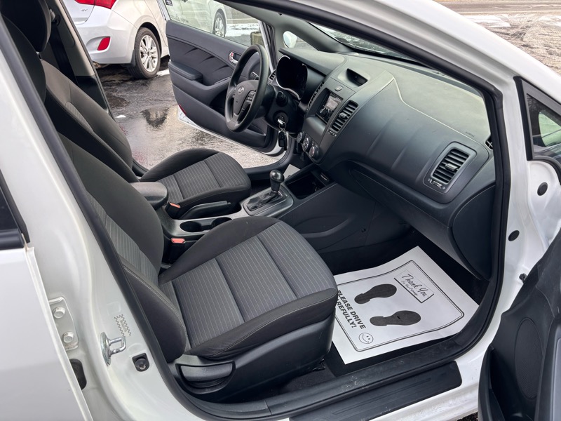 Kia Forte 4dr Sdn Auto LX 2016