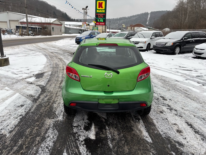 Mazda MAZDA2 Sport 2011