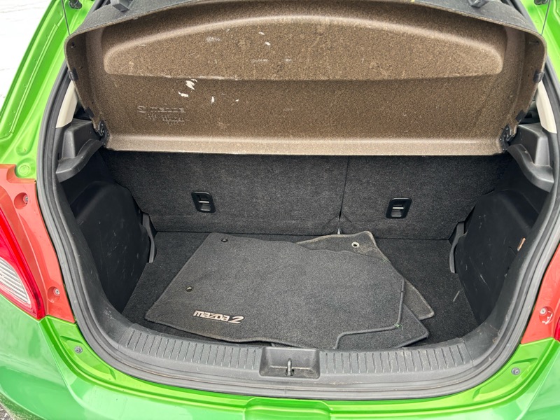 Mazda MAZDA2 Sport 2011