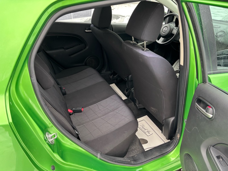 Mazda MAZDA2 Sport 2011