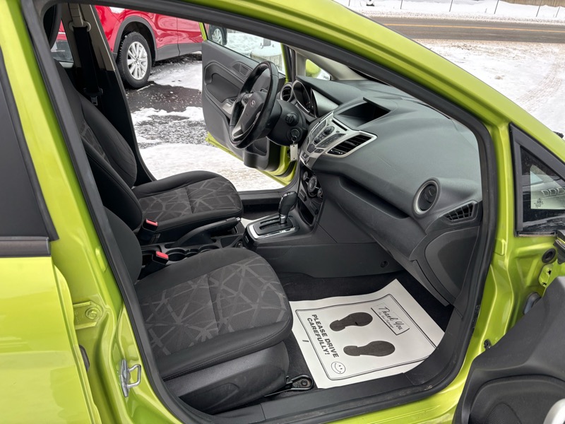 Ford Fiesta SES Hatchback 2011