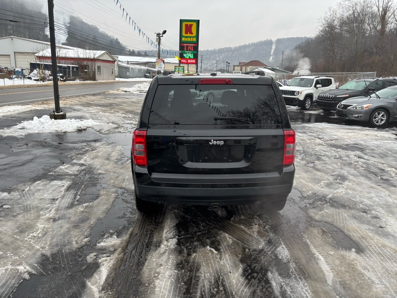 Jeep Patriot Sport 2WD 2014