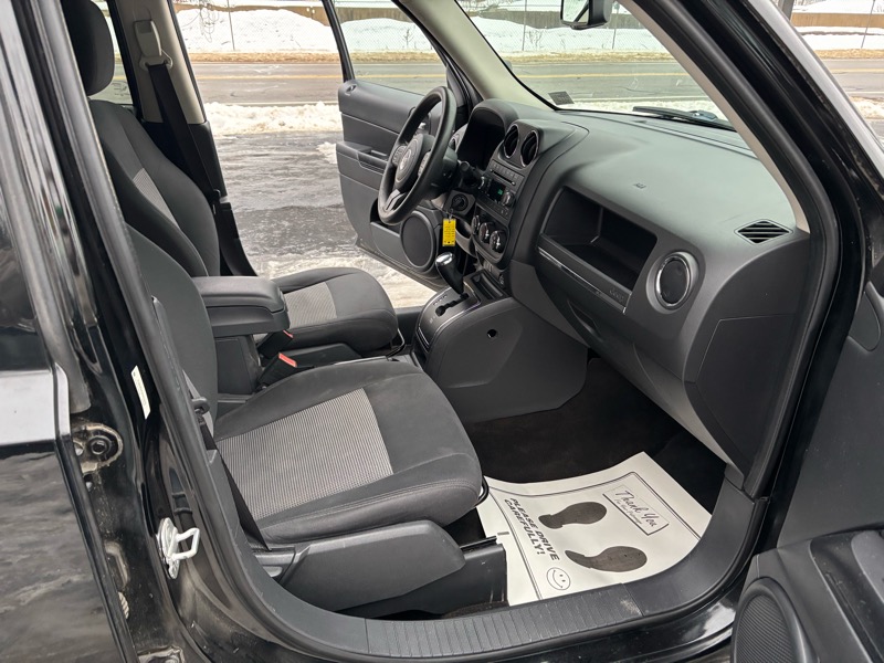 Jeep Patriot Sport 2WD 2014