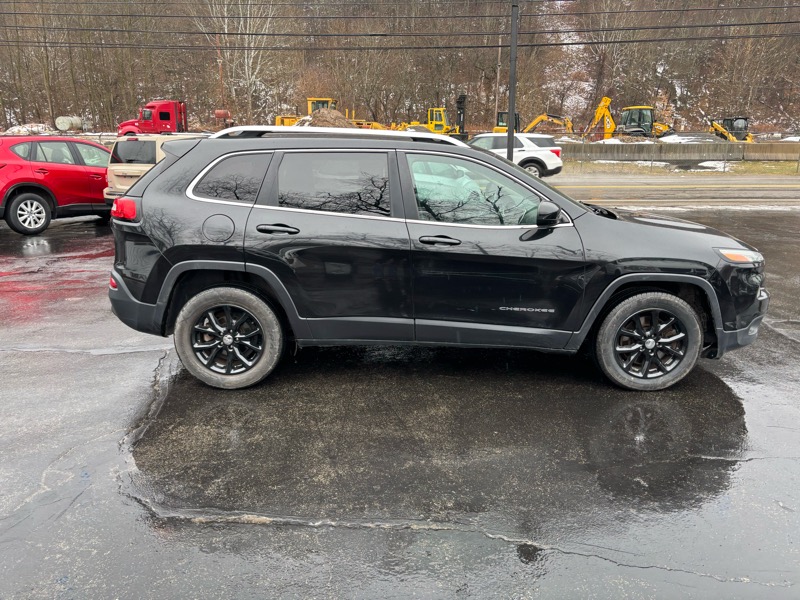 Jeep Cherokee Latitude FWD 2015
