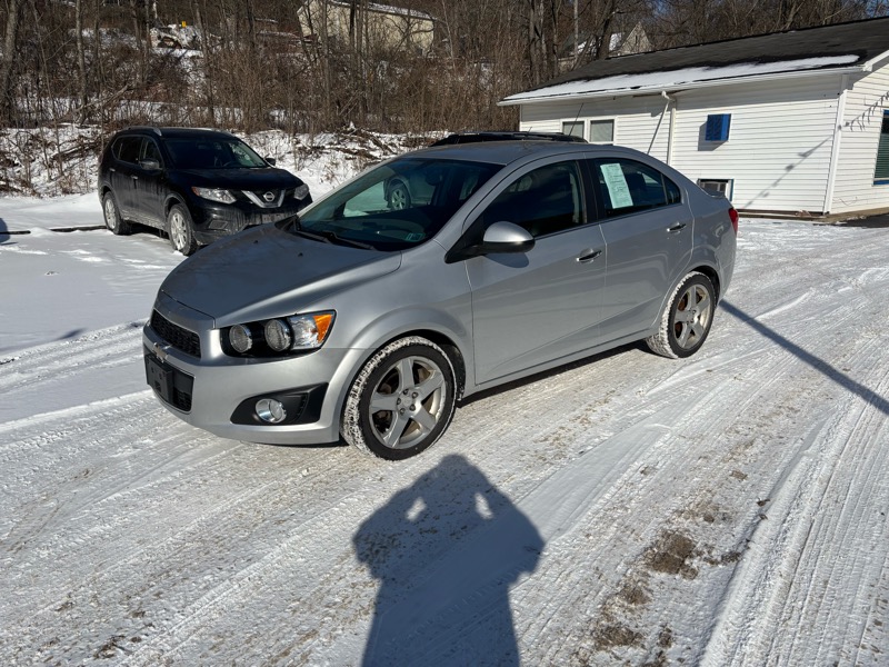 Chevrolet Sonic LTZ Auto Sedan 2015
