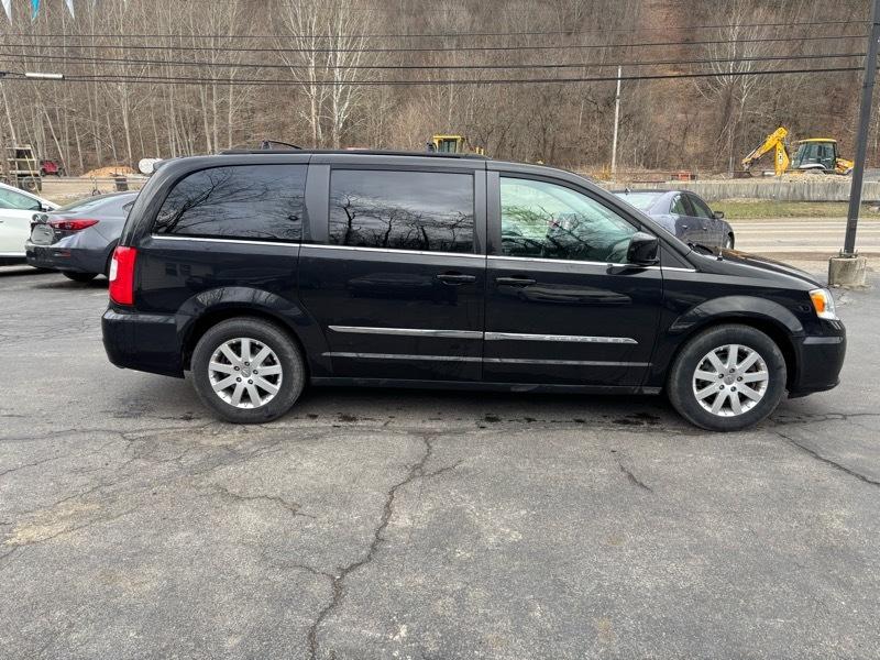 Chrysler Town & Country Touring 2016