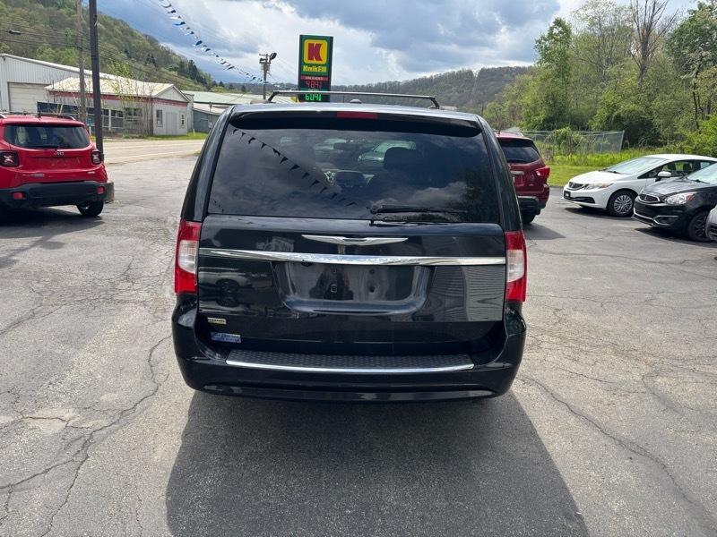 Chrysler Town & Country Touring 2016