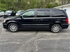 2016 Chrysler Town & Country 