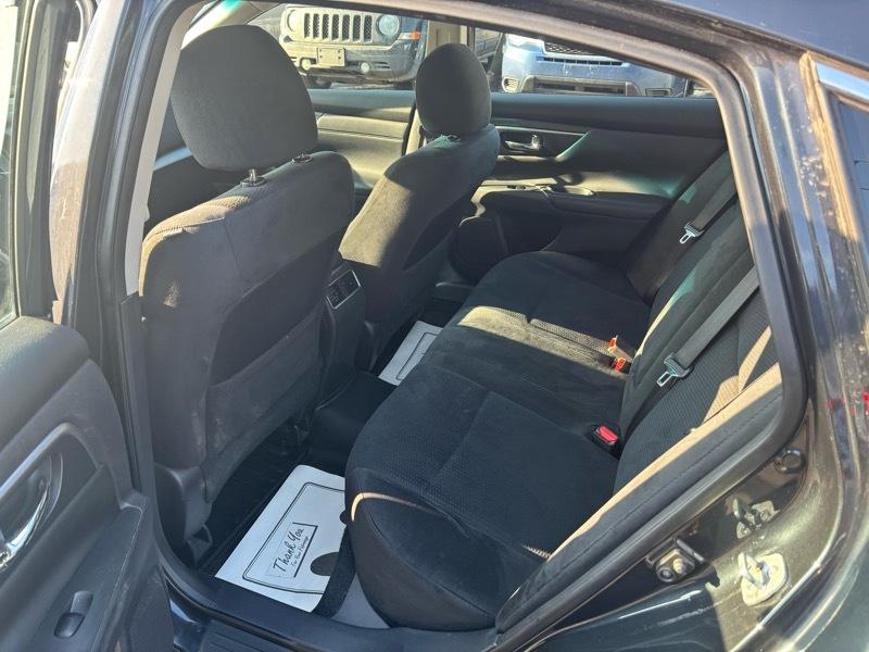 Nissan Altima 2.5 SV 2015