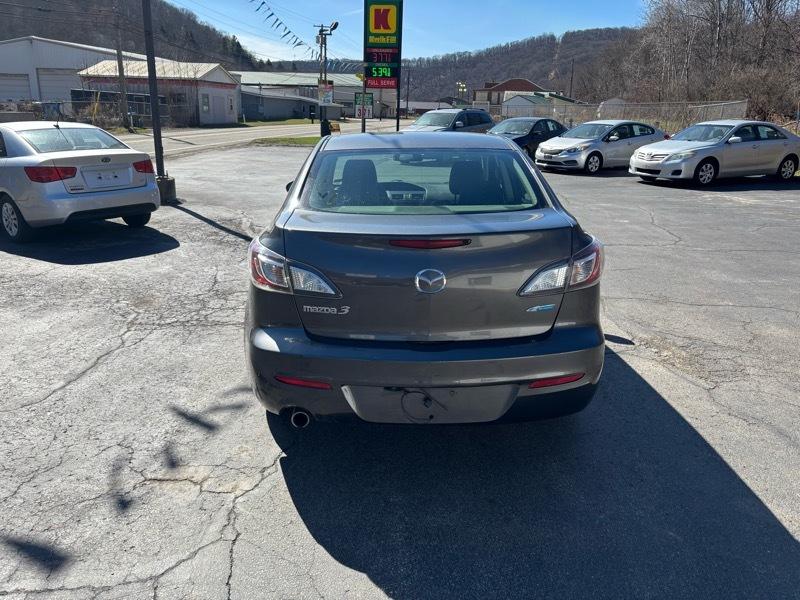 Mazda MAZDA3 I Grand Touring 4-Door 2013